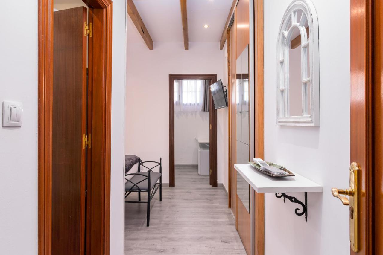 Hotel Sanmar Cobreces Bagian luar foto