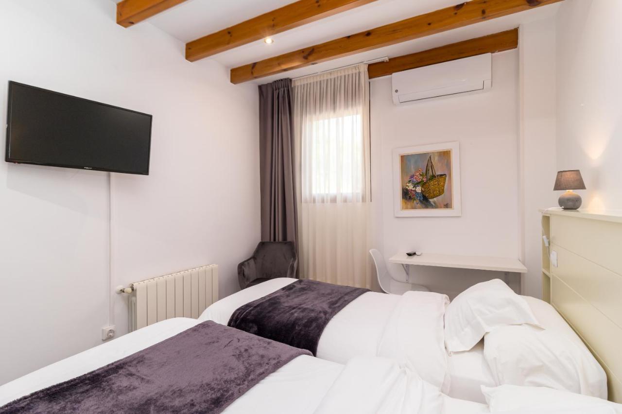 Hotel Sanmar Cobreces Bagian luar foto