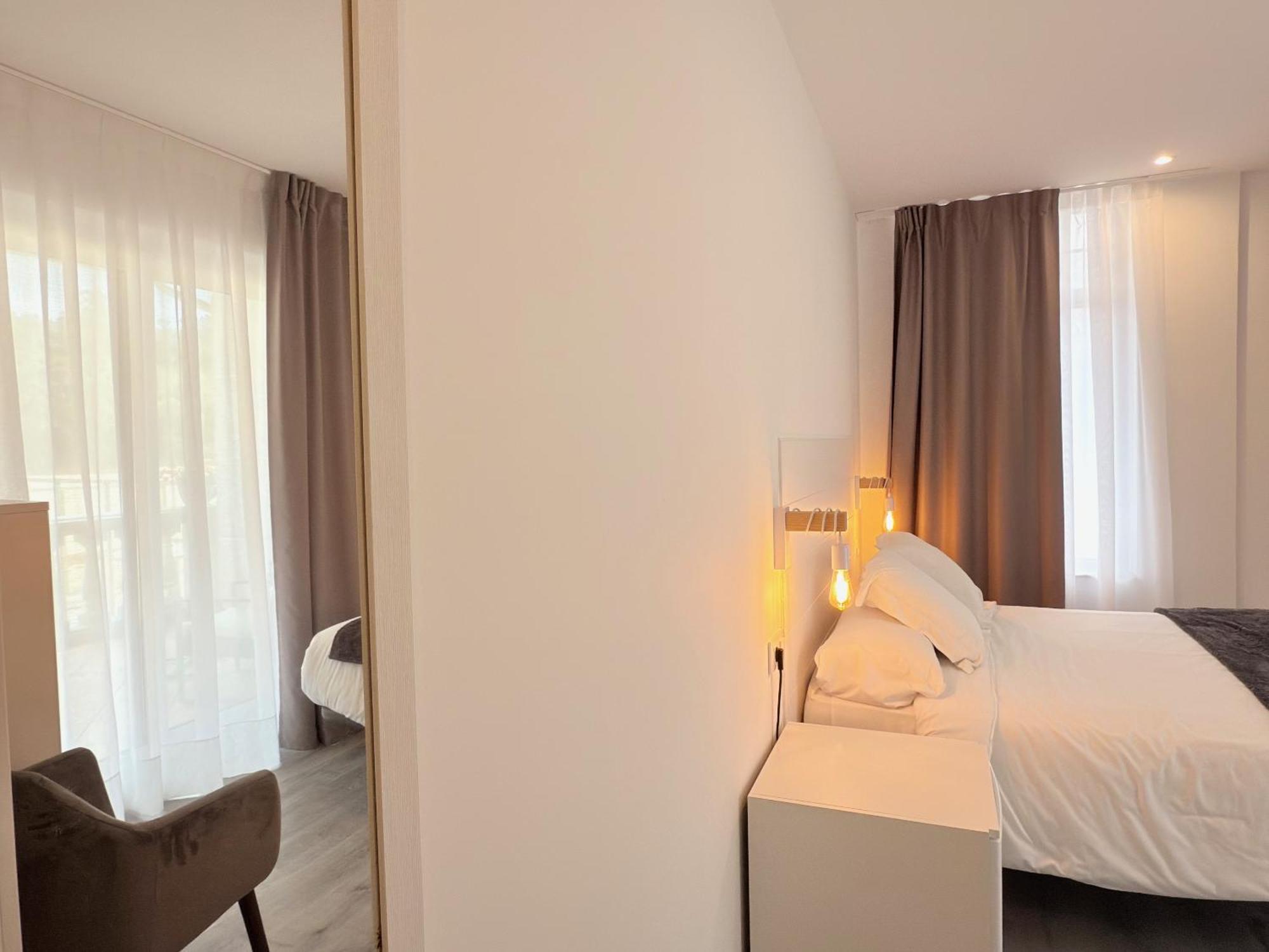 Hotel Sanmar Cobreces Bagian luar foto